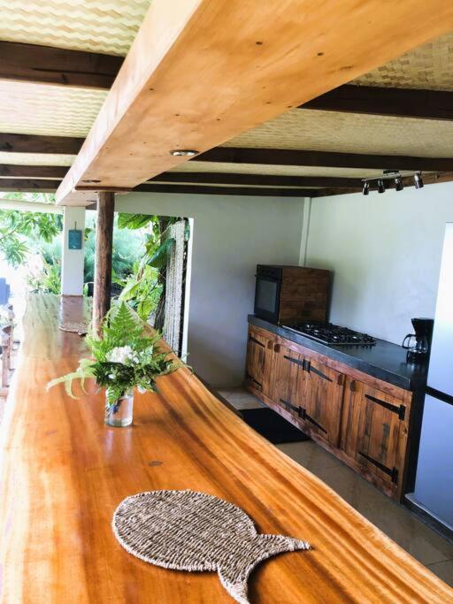 Bungalow Tiarii, Avec Acces Direct A Une Plage Privee Tevaitoa Kültér fotó